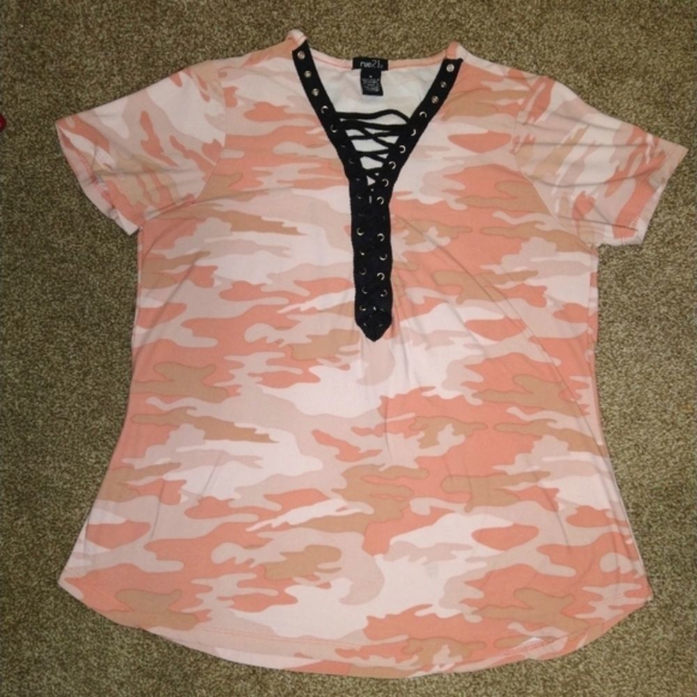 Rue 21 Women's Pink Camo Lace Up Top Size M
